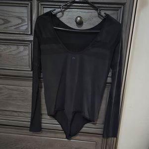 Lululemon Long sleeve Bodysuit